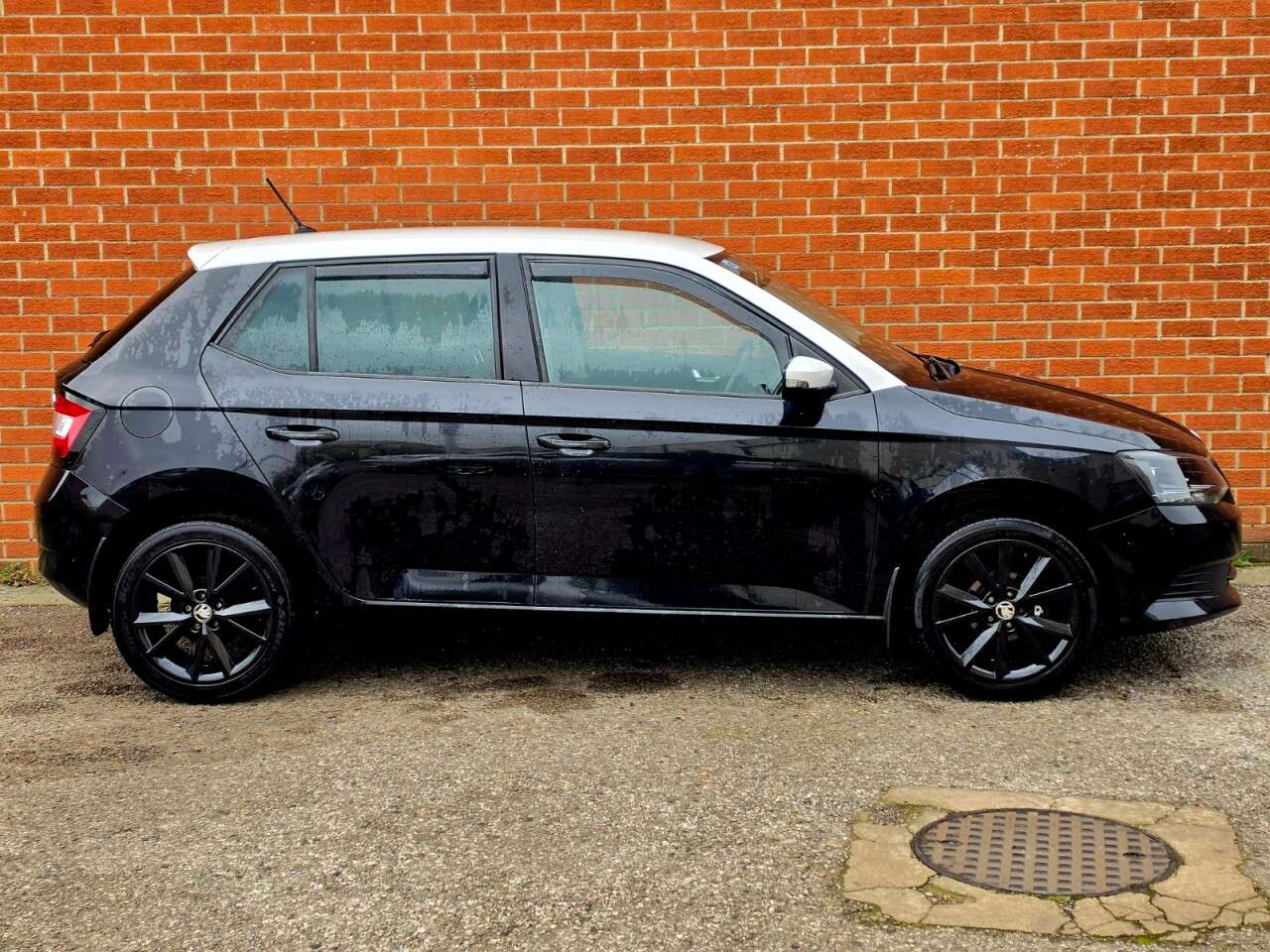 2016 SKODA FABIA 2016 SKODA FABIA