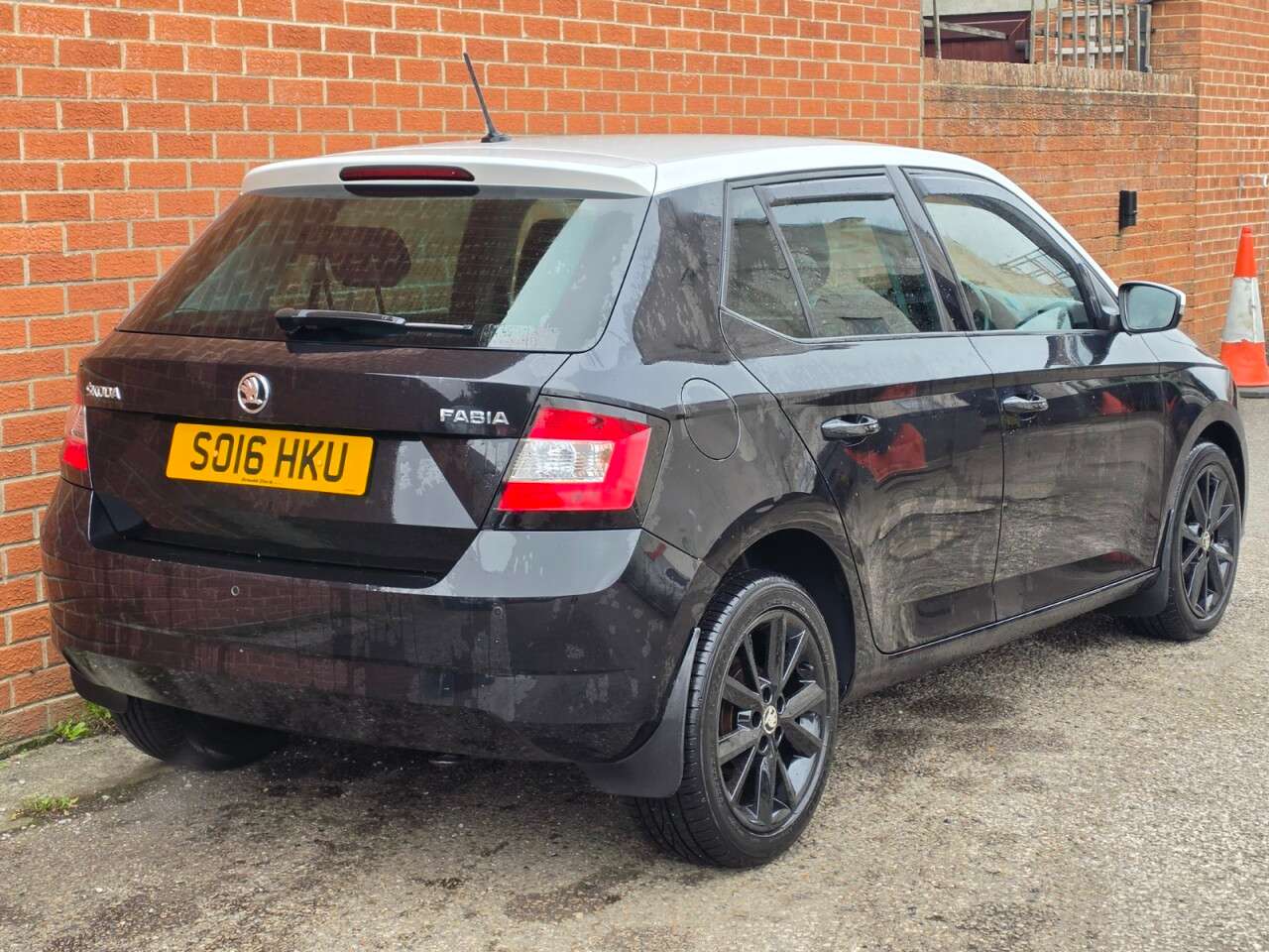 2016 SKODA FABIA 2016 SKODA FABIA