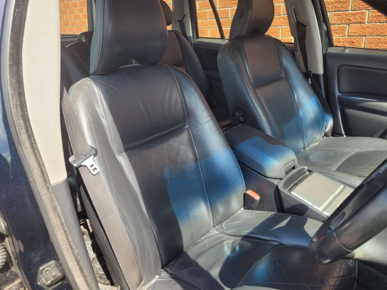 2010 VOLVO XC90 2010 VOLVO XC90