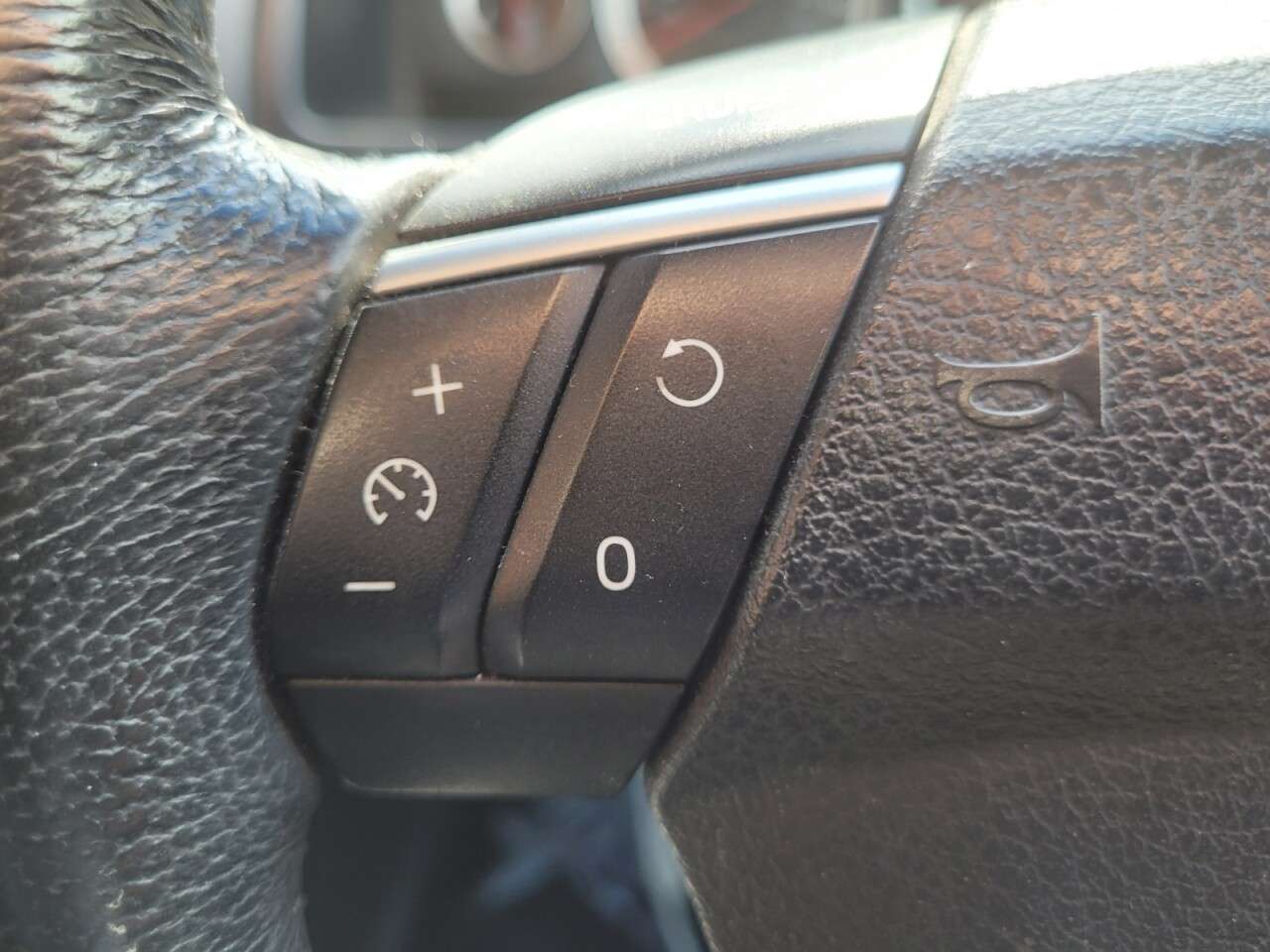 2010 VOLVO XC90 2010 VOLVO XC90