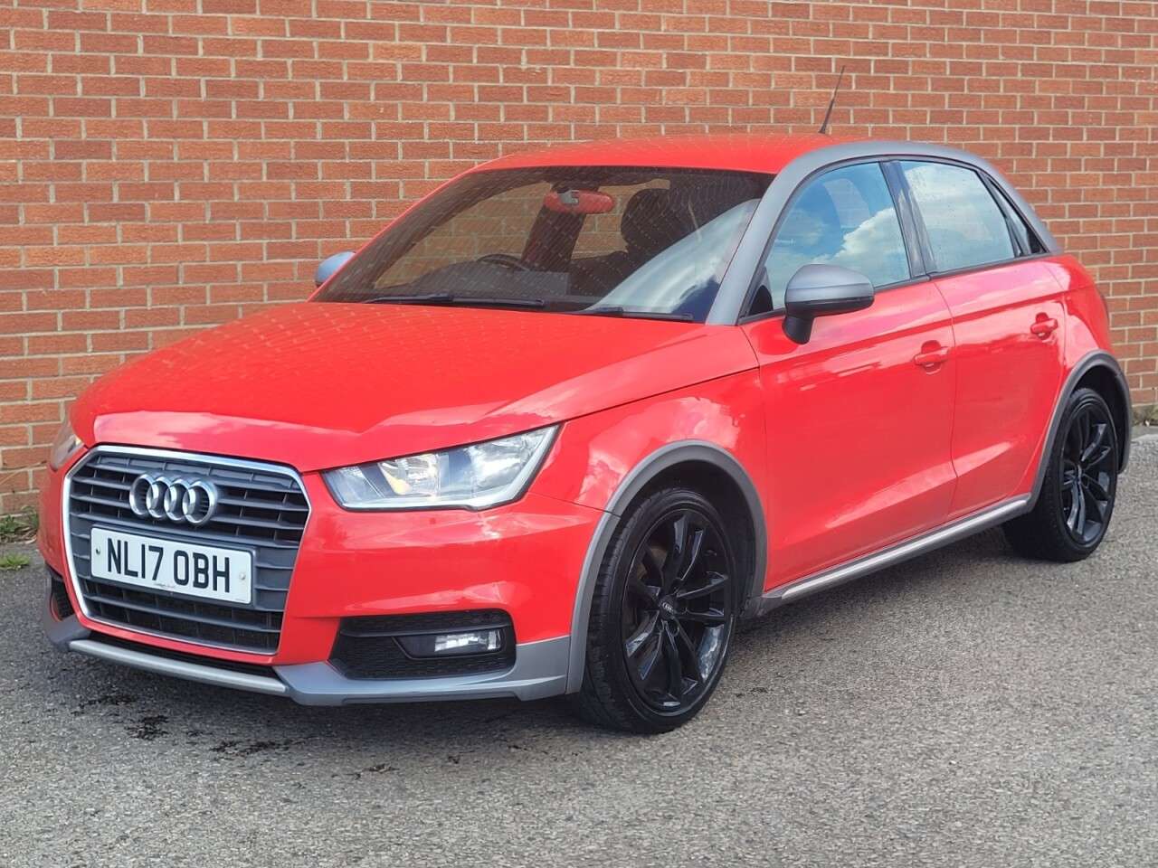 A 2017 AUDI A1 1.4 TFSI Sport Sportback 5dr Petrol Manual Euro 6 (s/s) (125 ps) A 2017 AUDI A1 1.4 TFSI Sport Sportback 5dr Petrol Manual Euro 6 (s/s) (125 ps)