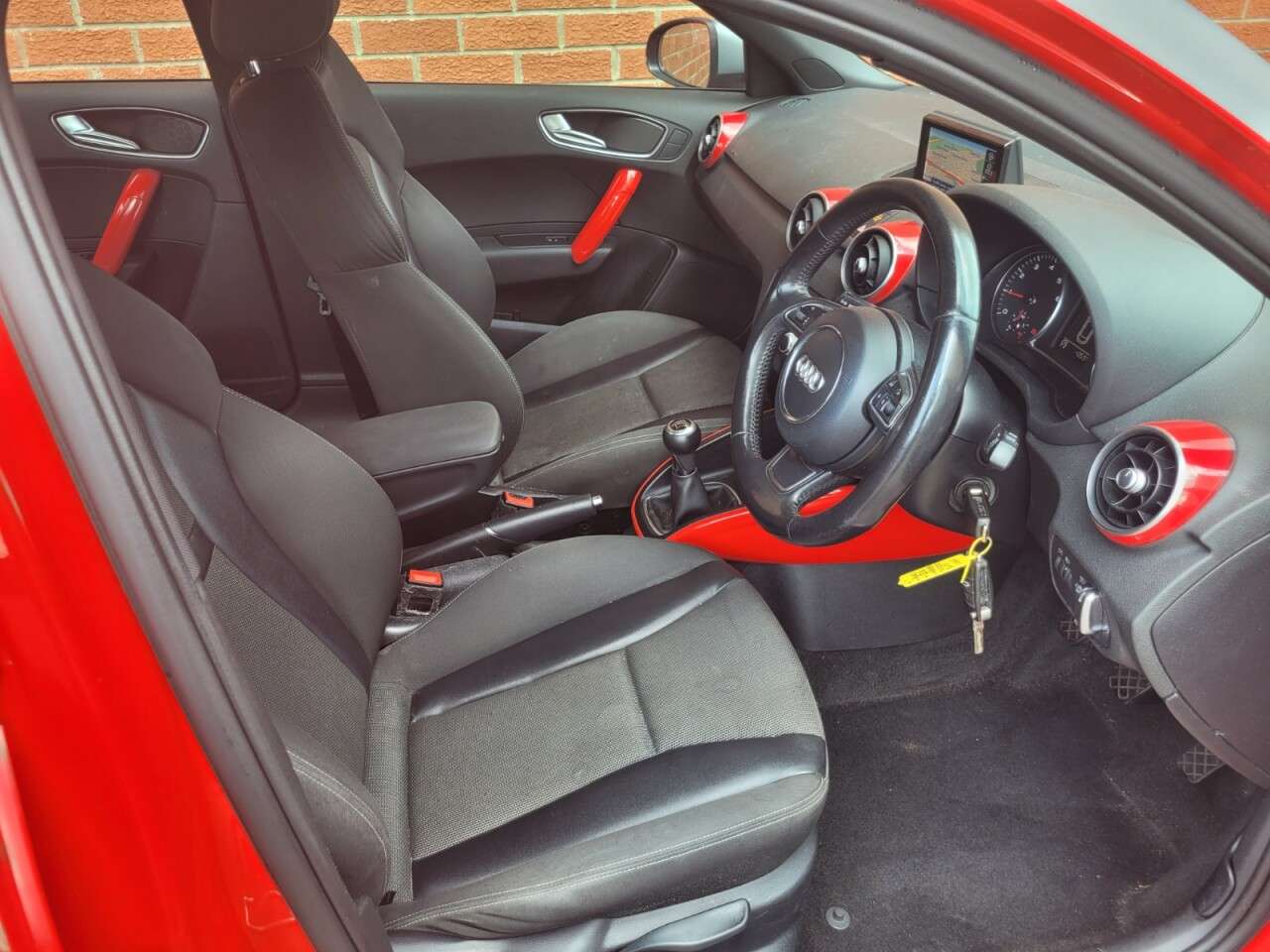 2017 AUDI A1 2017 AUDI A1