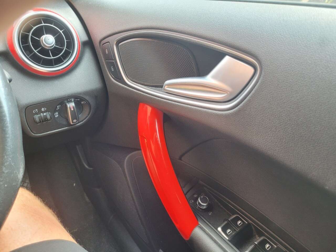 2017 AUDI A1 2017 AUDI A1