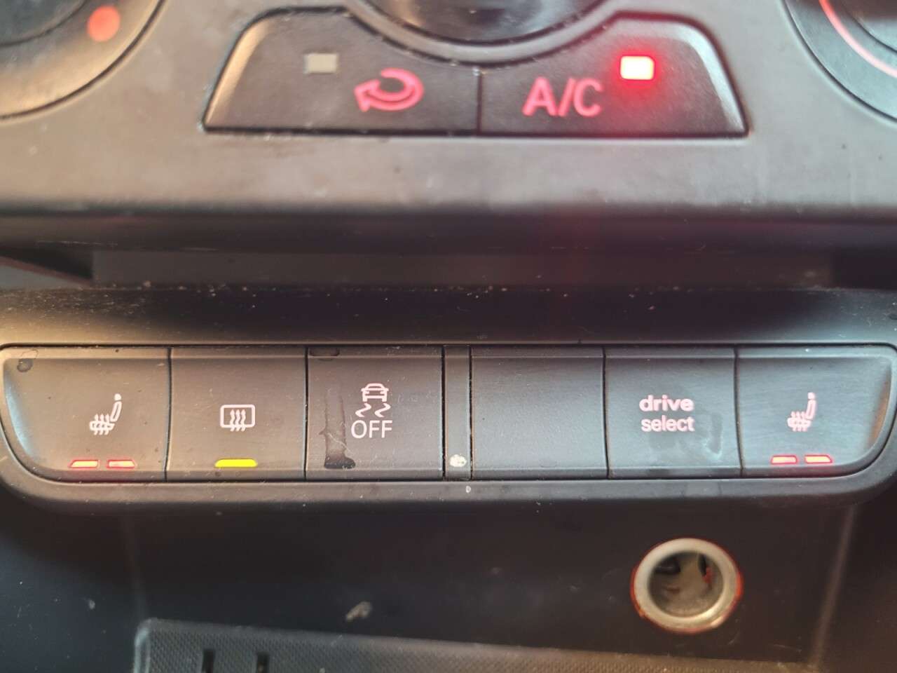 2017 AUDI A1 2017 AUDI A1