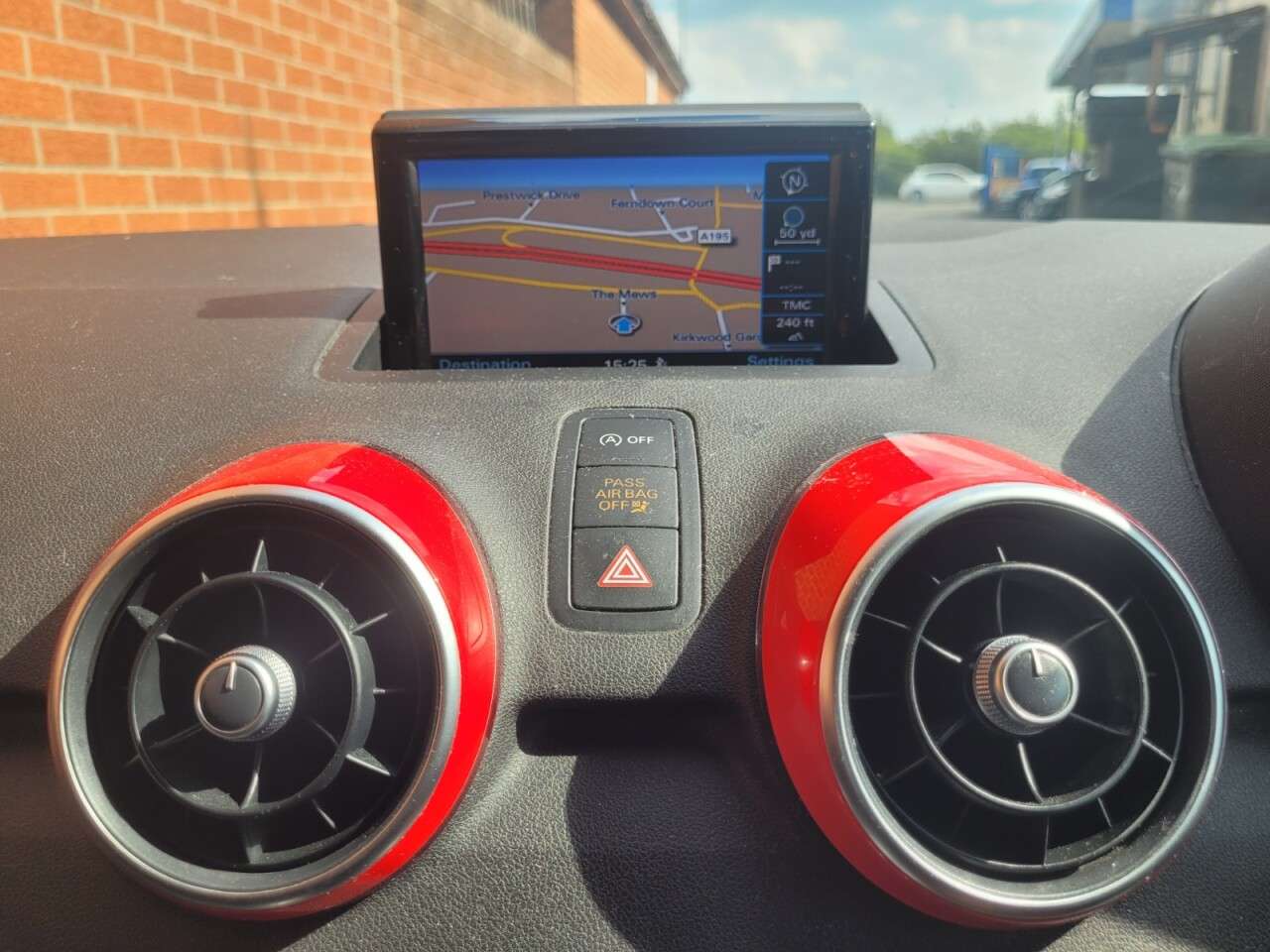 2017 AUDI A1 2017 AUDI A1