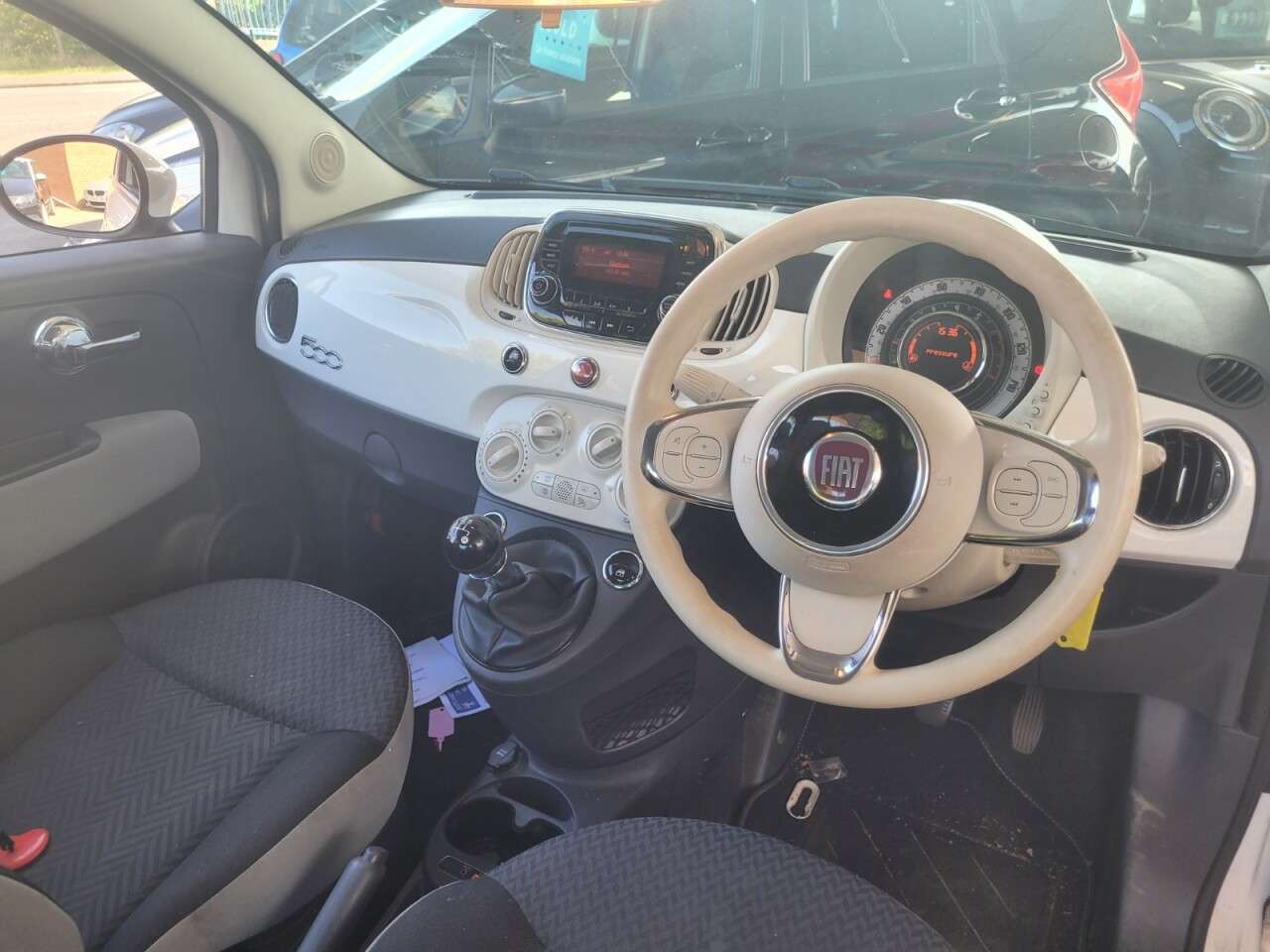 2016 FIAT 500 2016 FIAT 500