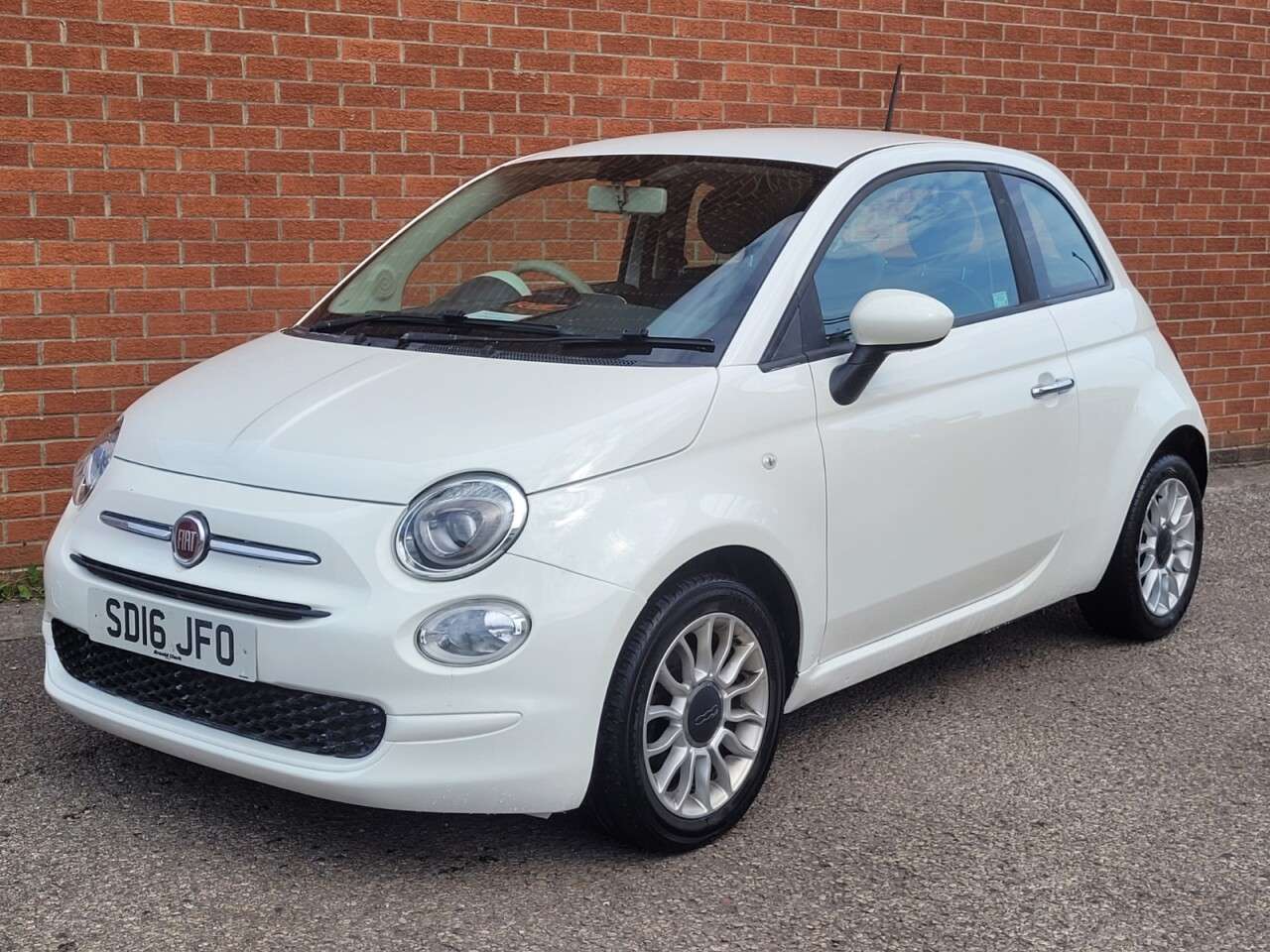 A 2016 FIAT 500 1.2 ECO Pop Star Hatchback 3dr Petrol Manual Euro 6 (s/s) (69 bhp) A 2016 FIAT 500 1.2 ECO Pop Star Hatchback 3dr Petrol Manual Euro 6 (s/s) (69 bhp)