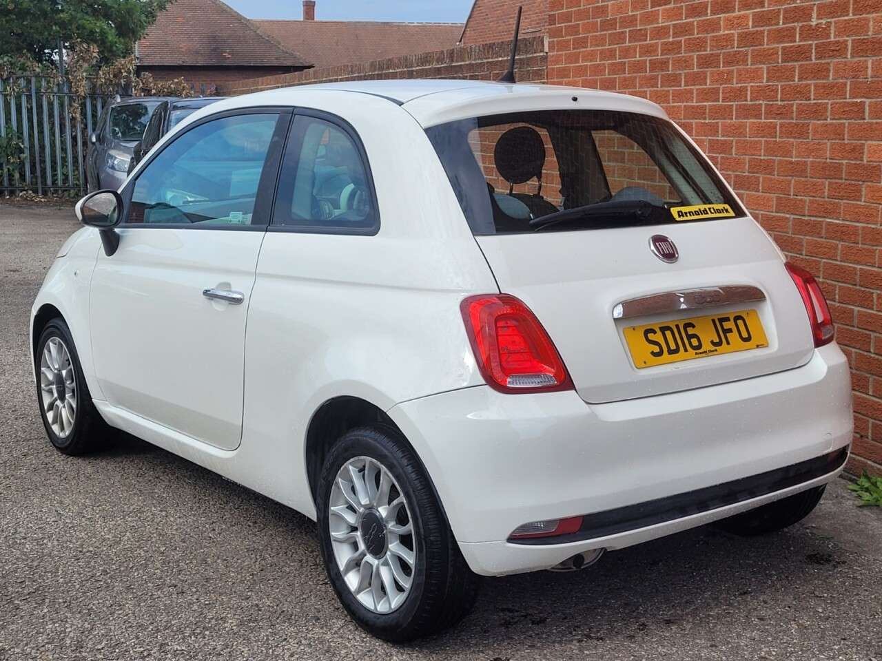2016 FIAT 500 2016 FIAT 500