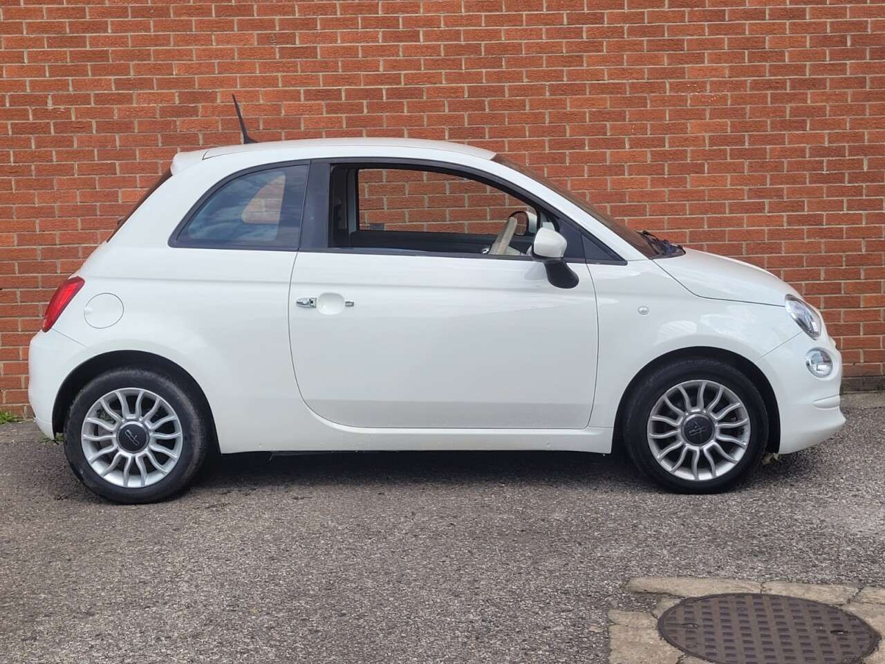 2016 FIAT 500 2016 FIAT 500