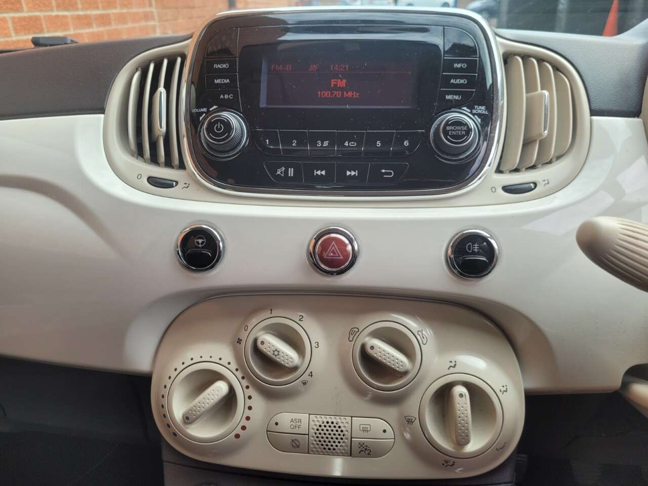 2016 FIAT 500 2016 FIAT 500
