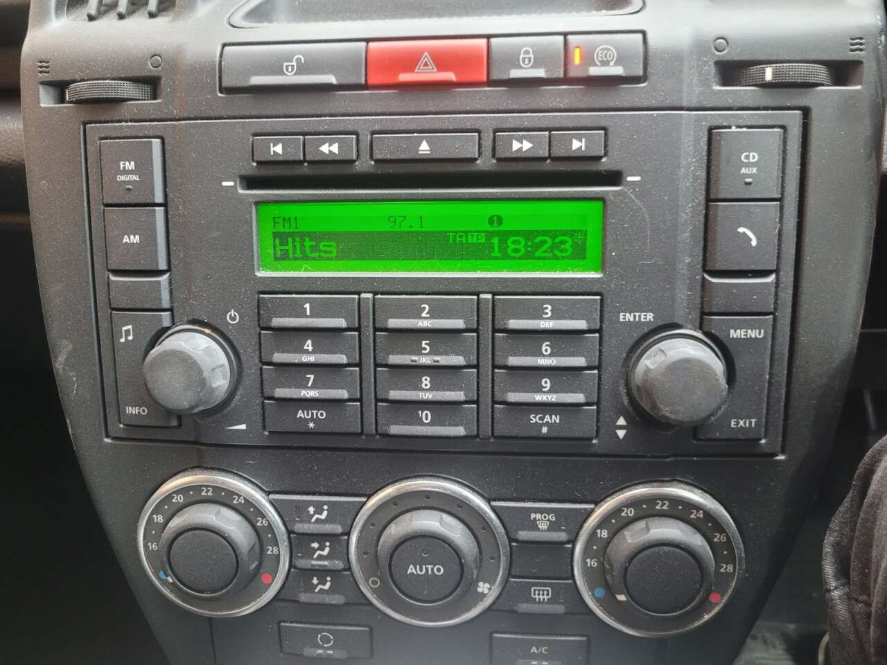 2011 LAND ROVER FREELANDER 2011 LAND ROVER FREELANDER