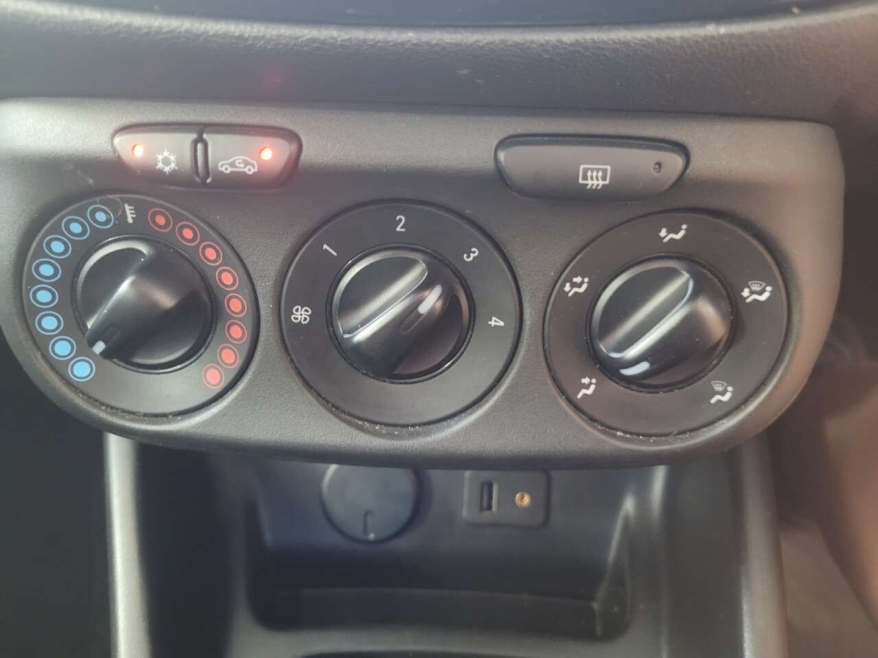 2015 VAUXHALL CORSA 2015 VAUXHALL CORSA