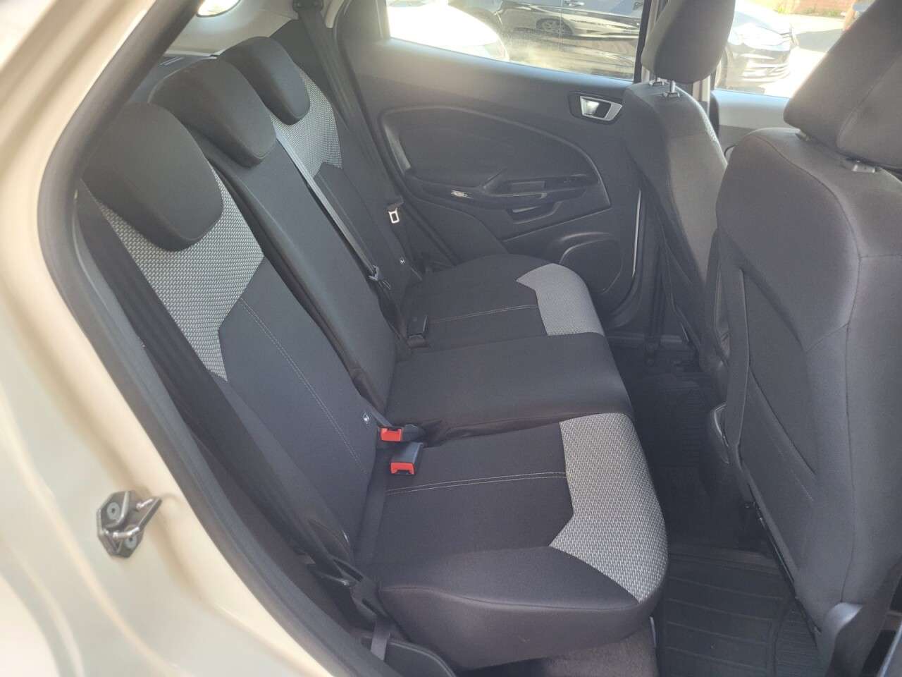 2015 FORD ECOSPORT 2015 FORD ECOSPORT