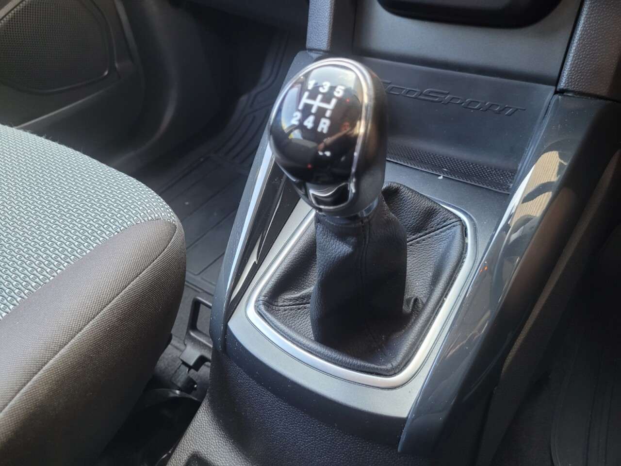 2015 FORD ECOSPORT 2015 FORD ECOSPORT