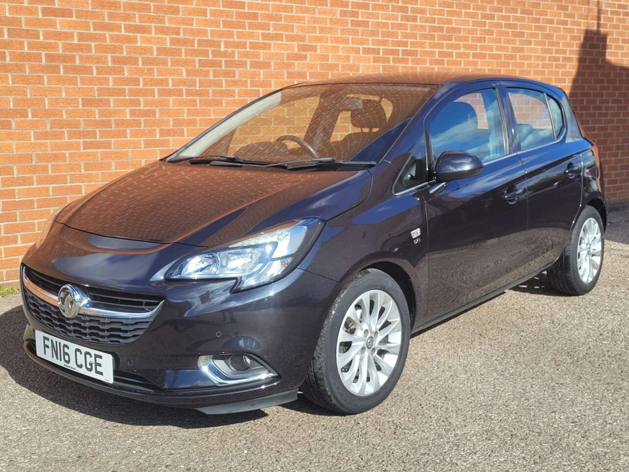 A 2016 VAUXHALL CORSA 1.4i SE Hatchback 5dr Petrol Auto Euro 6 (90 ps) More automatics at www.nep A 2016 VAUXHALL CORSA 1.4i SE Hatchback 5dr Petrol Auto Euro 6 (90 ps) More automatics at www.nep