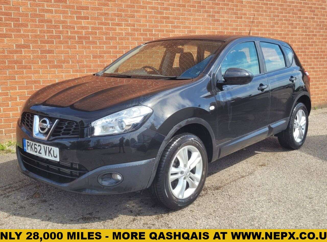 A 2012 NISSAN QASHQAI 1.6 dCi Acenta SUV 5dr Diesel Manual 2WD Euro 5 (130 ps) A 2012 NISSAN QASHQAI 1.6 dCi Acenta SUV 5dr Diesel Manual 2WD Euro 5 (130 ps)