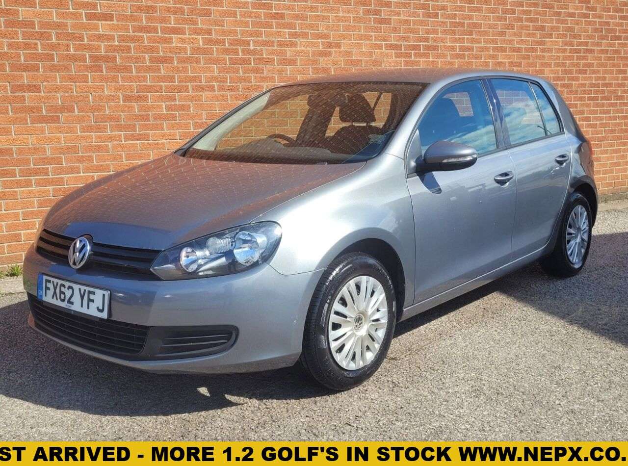 A 2012 VOLKSWAGEN GOLF 1.2 S Hatchback 5dr Petrol Manual (164 g/km, 80 bhp) A 2012 VOLKSWAGEN GOLF 1.2 S Hatchback 5dr Petrol Manual (164 g/km, 80 bhp)