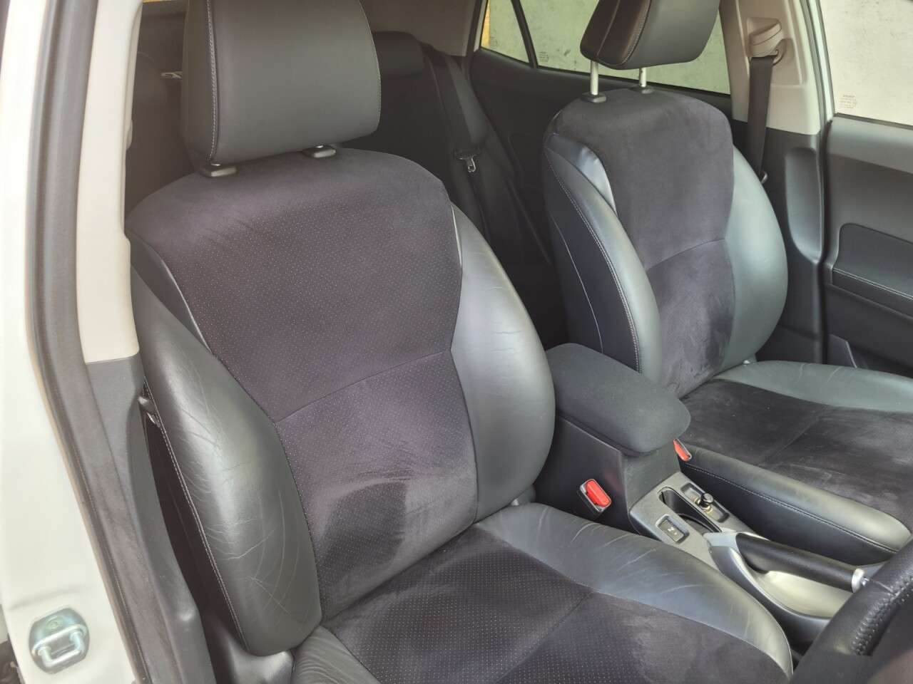 2011 TOYOTA AURIS 2011 TOYOTA AURIS