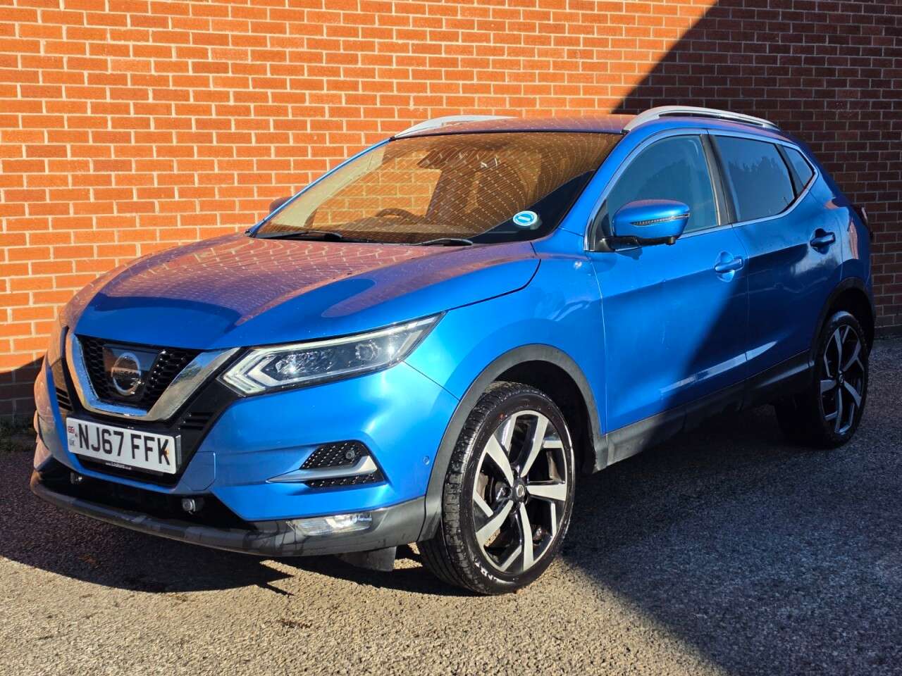 A 2017 NISSAN QASHQAI 1.5 dCi Tekna SUV 5dr Diesel Manual Euro 6 (s/s) (110 ps) A 2017 NISSAN QASHQAI 1.5 dCi Tekna SUV 5dr Diesel Manual Euro 6 (s/s) (110 ps)