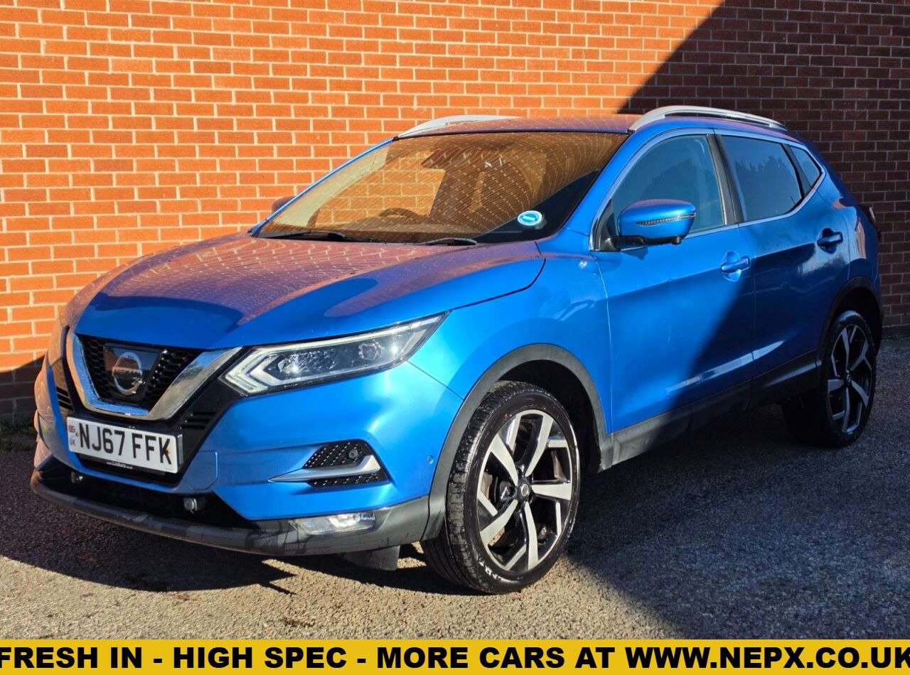 A 2017 NISSAN QASHQAI 1.5 dCi Tekna SUV 5dr Diesel Manual Euro 6 (s/s) (110 ps) A 2017 NISSAN QASHQAI 1.5 dCi Tekna SUV 5dr Diesel Manual Euro 6 (s/s) (110 ps)