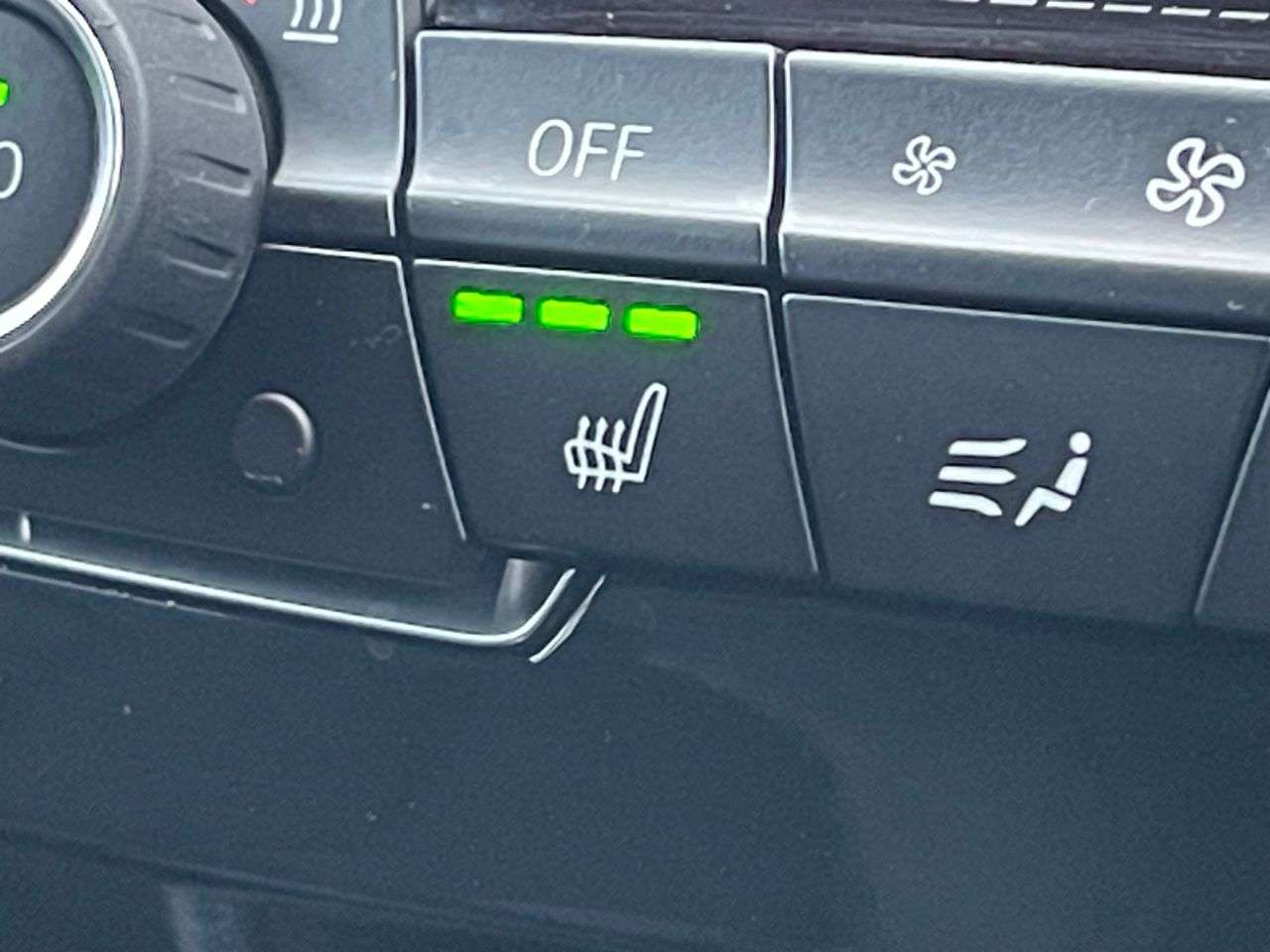 A 2022 BMW X1 2.0 SDRIVE18D M SPORT 5d 148 BHP AUTO, >70 MPG, SAT NAV, 17K A 2022 BMW X1 2.0 SDRIVE18D M SPORT 5d 148 BHP AUTO, >70 MPG, SAT NAV, 17K