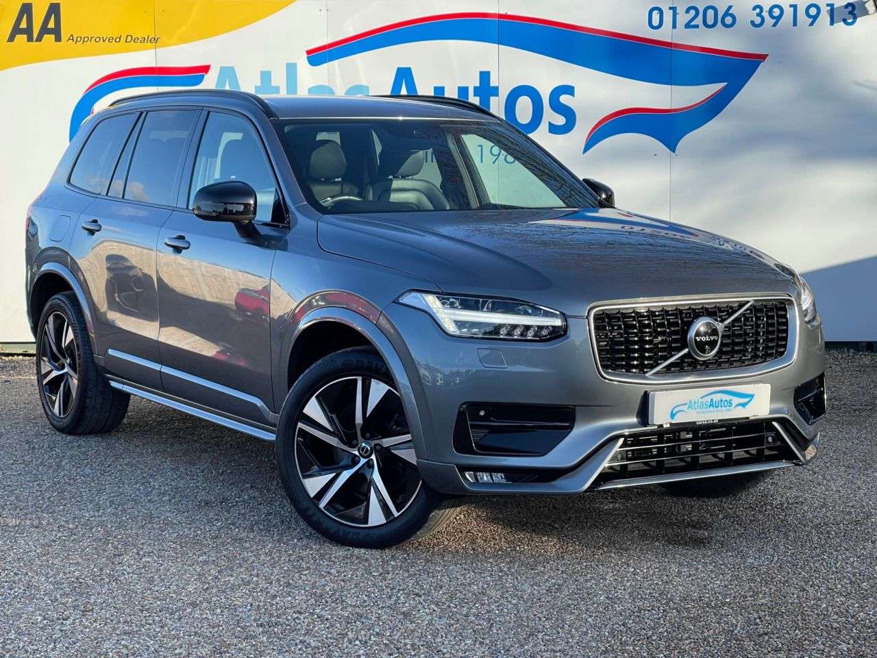 A 2019 VOLVO XC90 2.0 B5 MHEV R-Design SUV 5dr Diesel Hybrid Auto 4WD Euro 6 (s/s) (235 ps) W A 2019 VOLVO XC90 2.0 B5 MHEV R-Design SUV 5dr Diesel Hybrid Auto 4WD Euro 6 (s/s) (235 ps) W