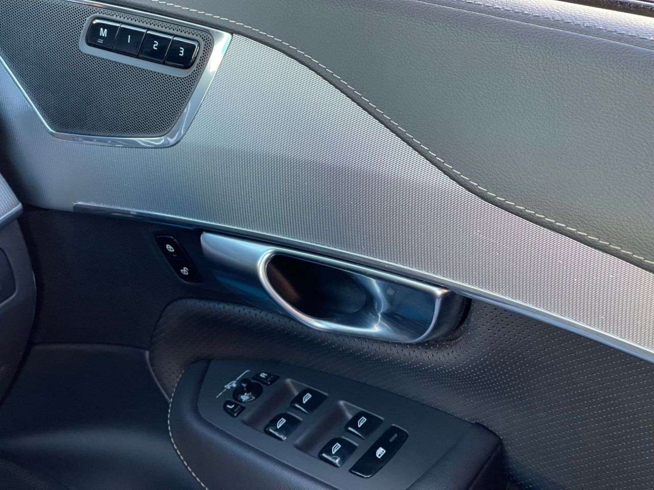 2019 VOLVO XC90 2019 VOLVO XC90