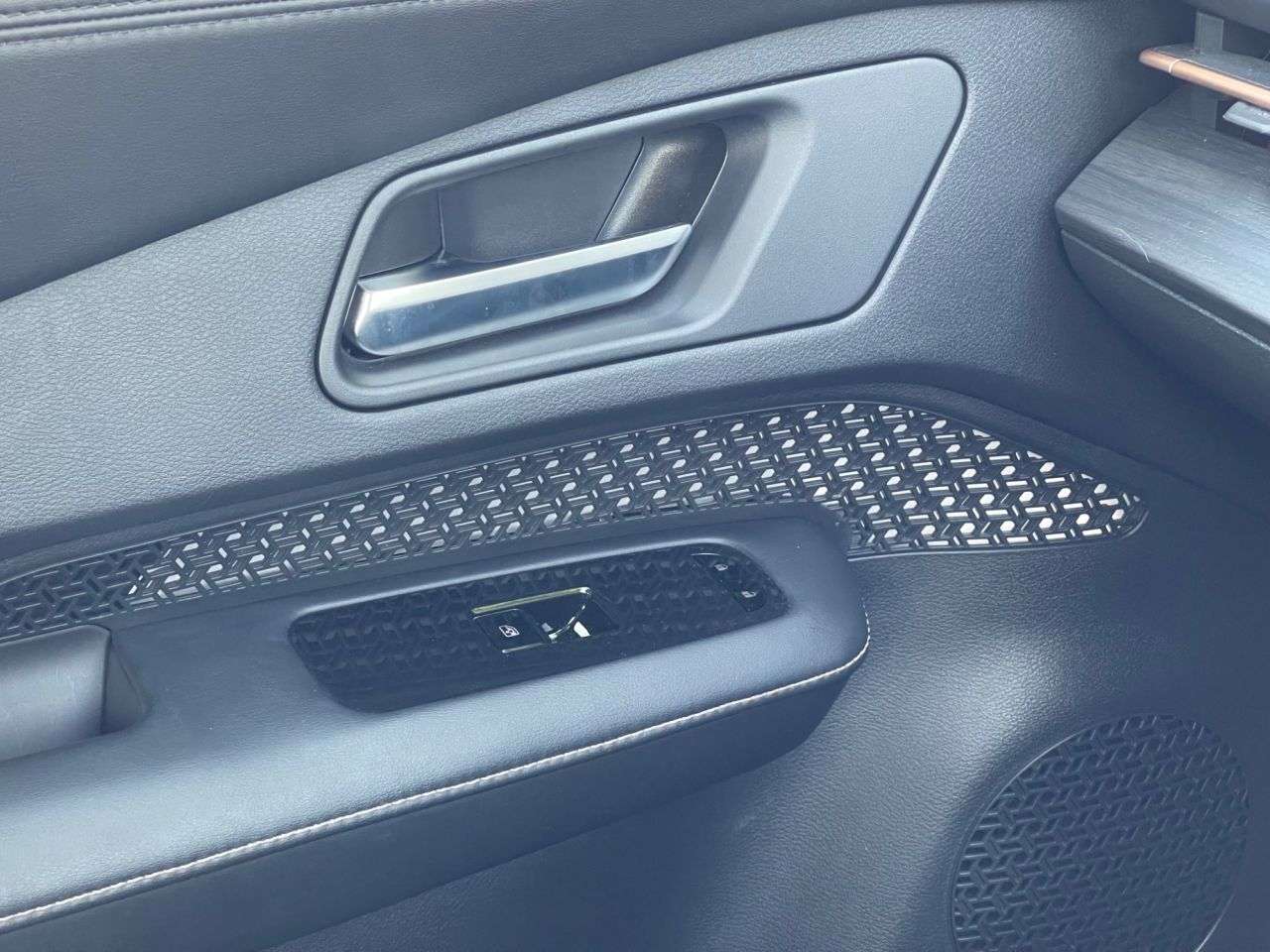 null NISSAN ARIYA null NISSAN ARIYA