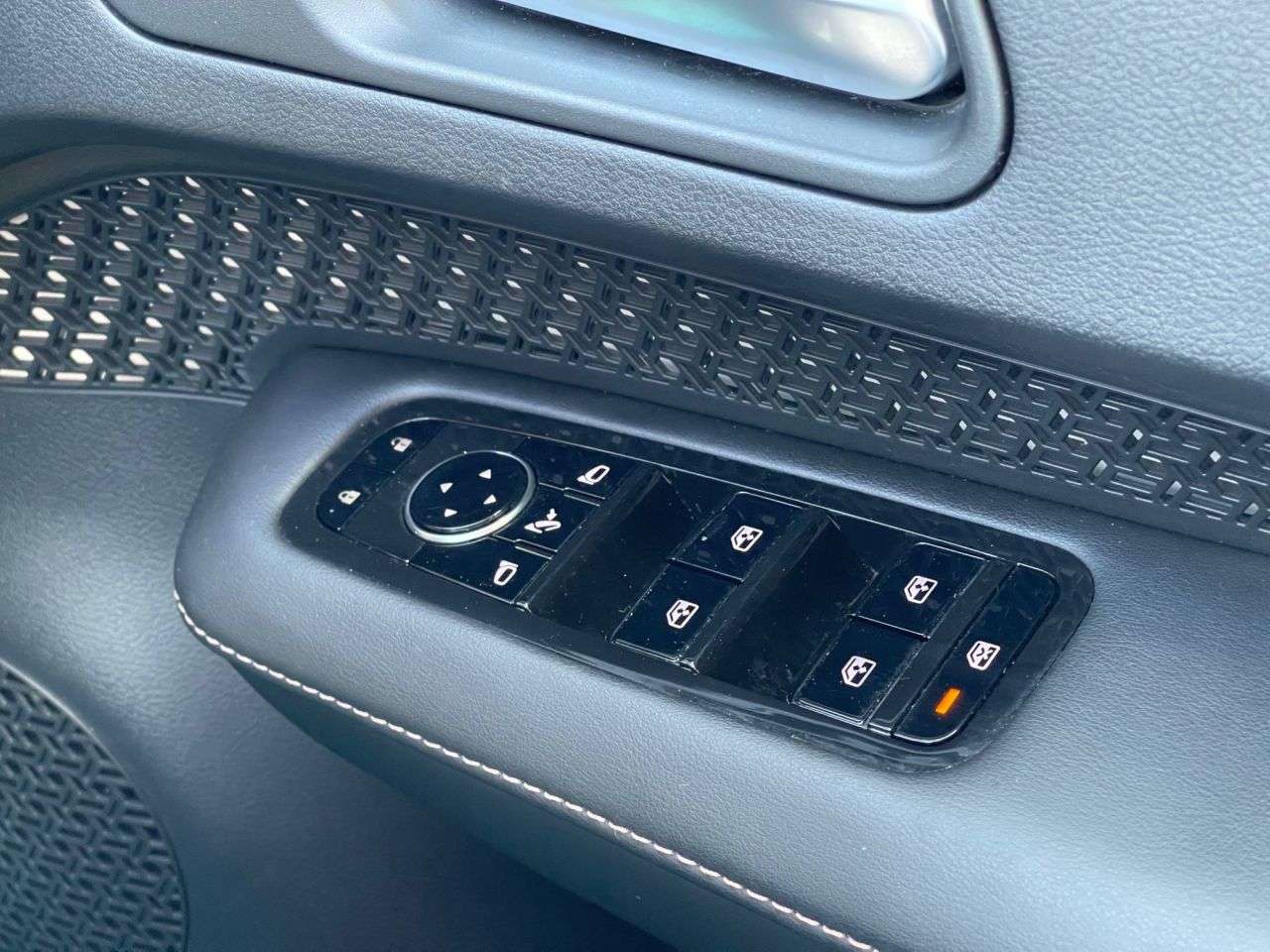 null NISSAN ARIYA null NISSAN ARIYA