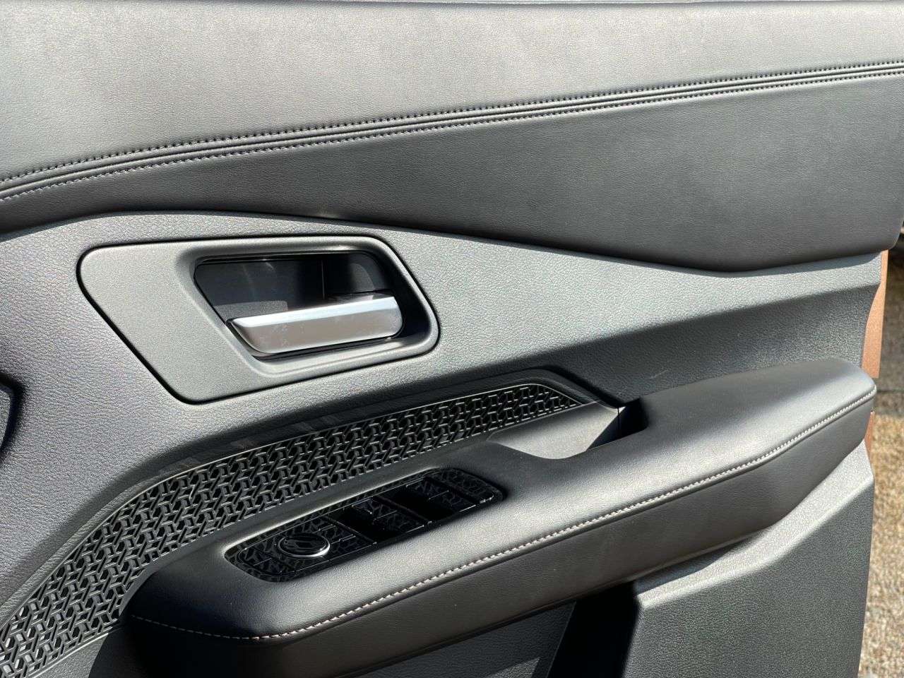 null NISSAN ARIYA null NISSAN ARIYA