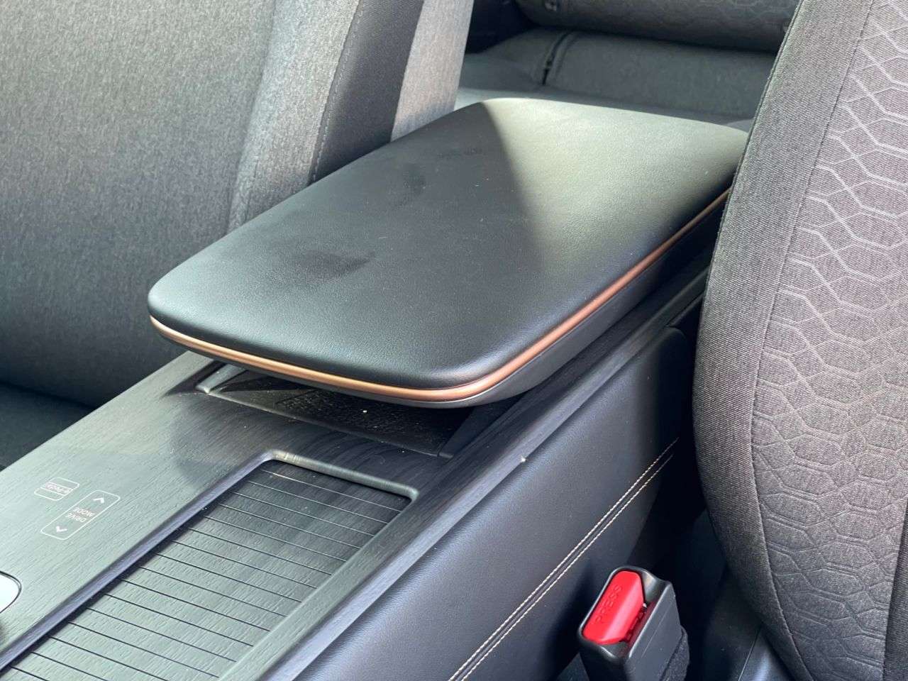 null NISSAN ARIYA null NISSAN ARIYA