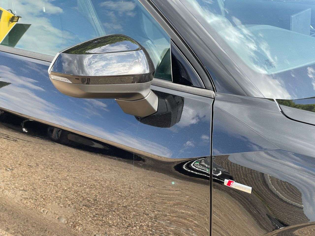 2023 AUDI Q2 2023 AUDI Q2