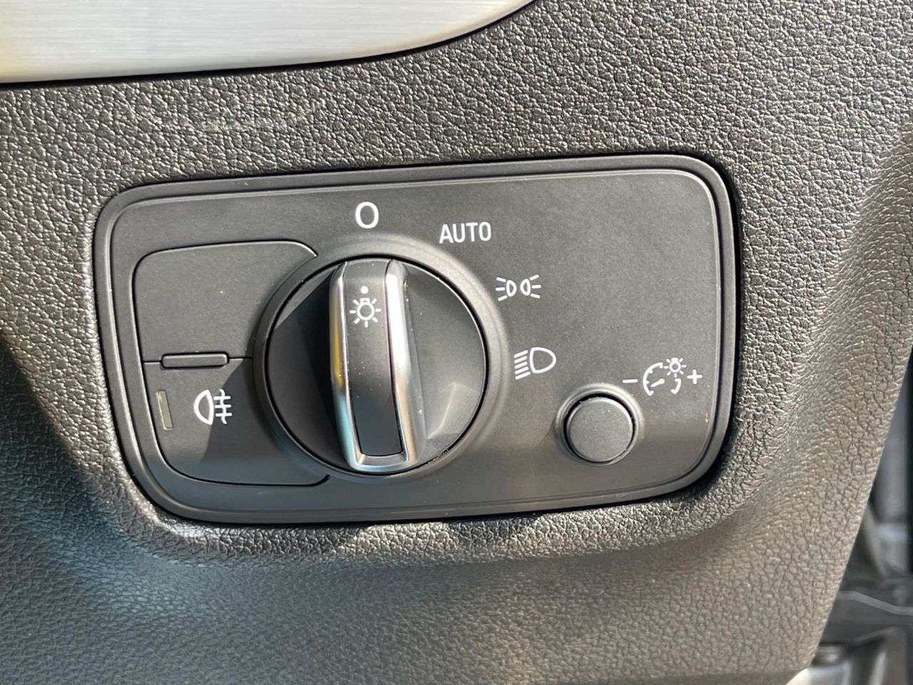 2023 AUDI Q2 2023 AUDI Q2