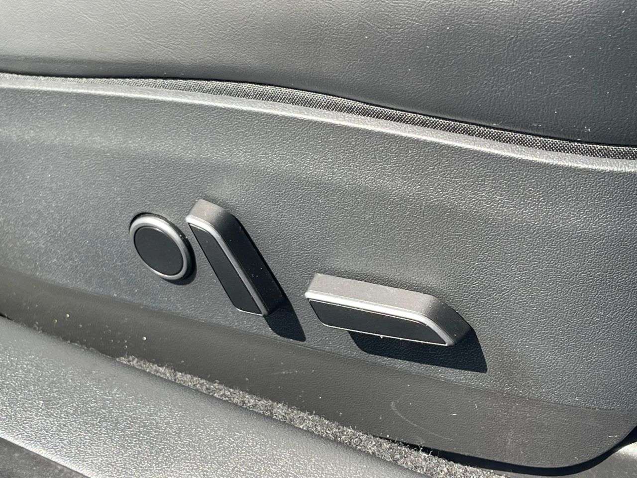 2022 TESLA MODEL 3 2022 TESLA MODEL 3