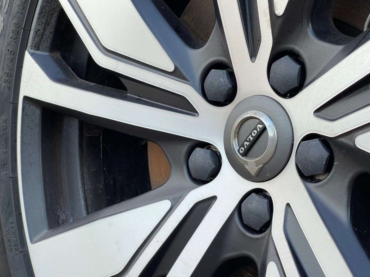 2021 VOLVO XC40 2021 VOLVO XC40