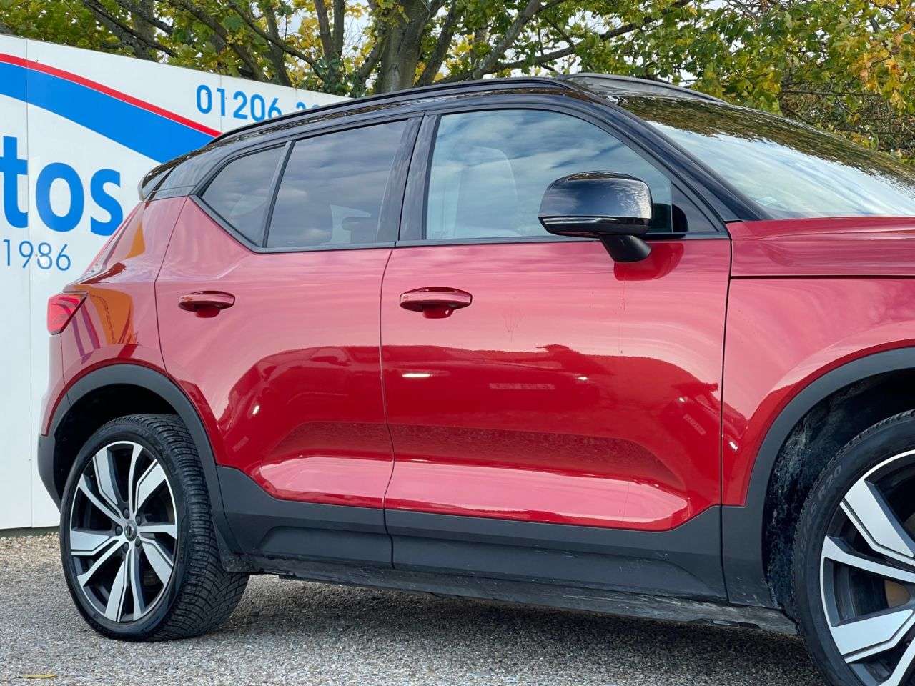 2021 VOLVO XC40 2021 VOLVO XC40