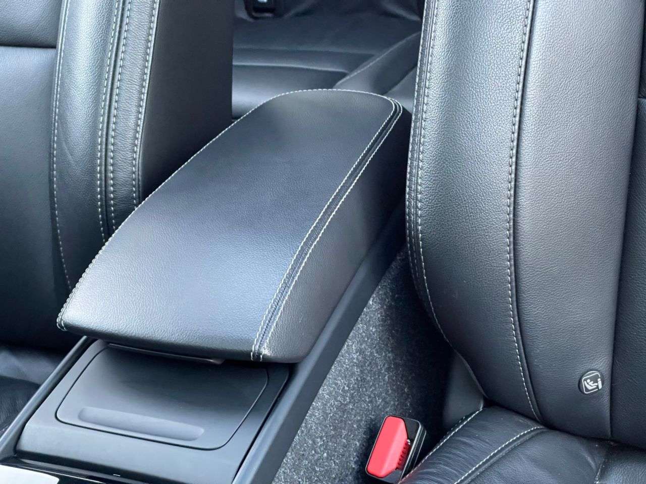 2021 VOLVO XC40 2021 VOLVO XC40