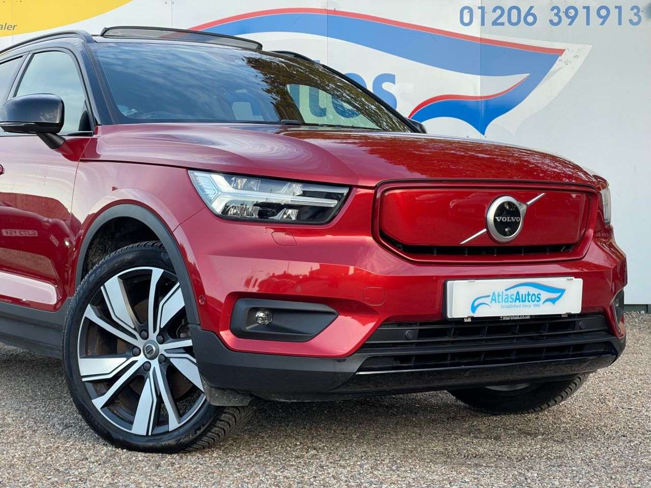 2021 VOLVO XC40 2021 VOLVO XC40