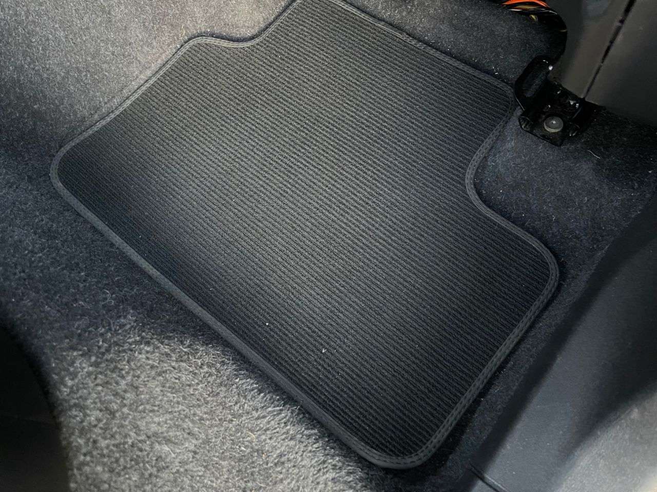 2021 VOLVO XC40 2021 VOLVO XC40