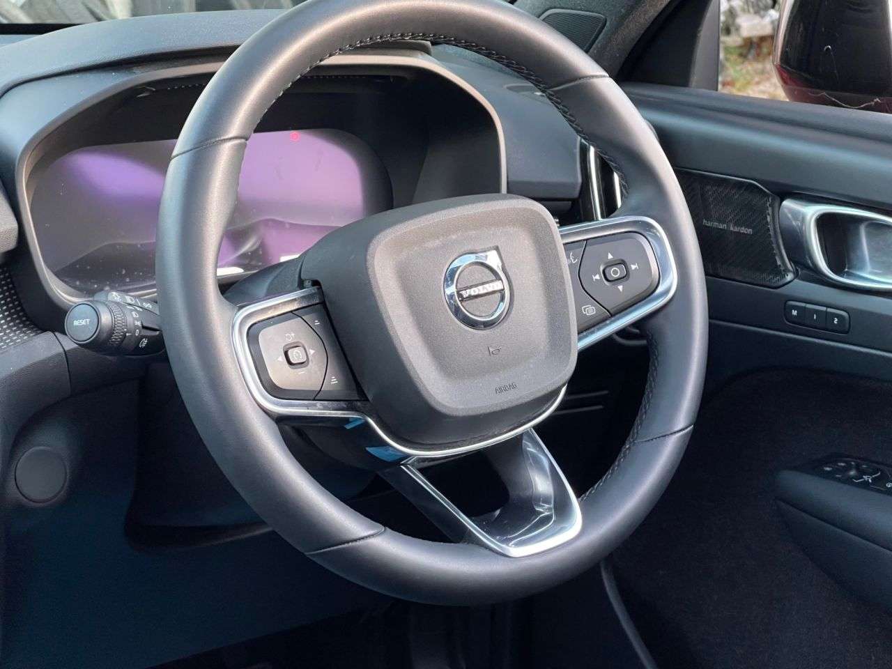 2021 VOLVO XC40 2021 VOLVO XC40