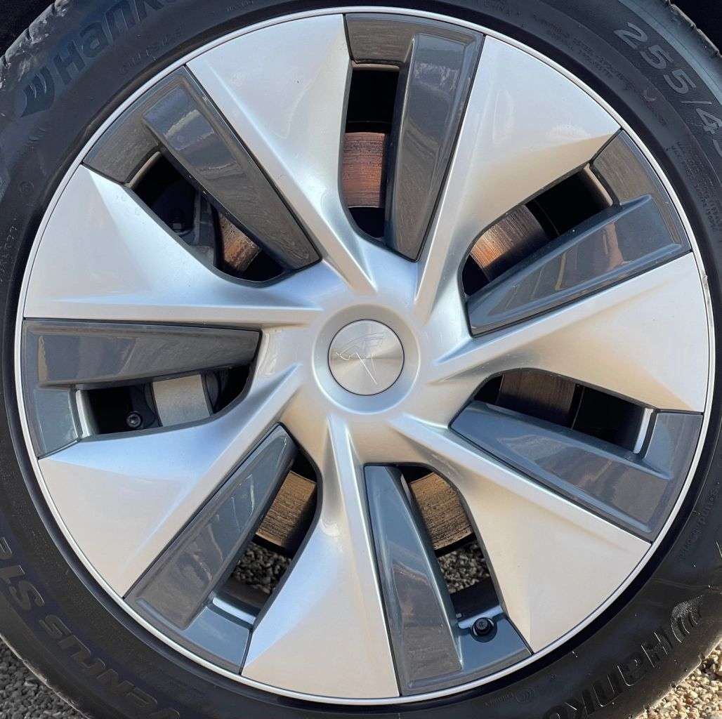 2023 TESLA MODEL Y 2023 TESLA MODEL Y