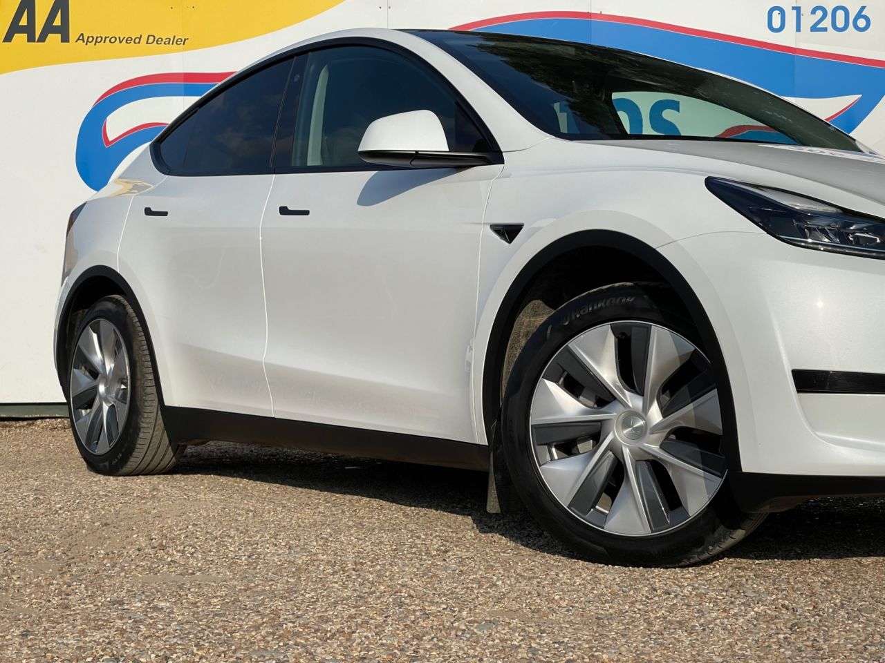 2023 TESLA MODEL Y 2023 TESLA MODEL Y