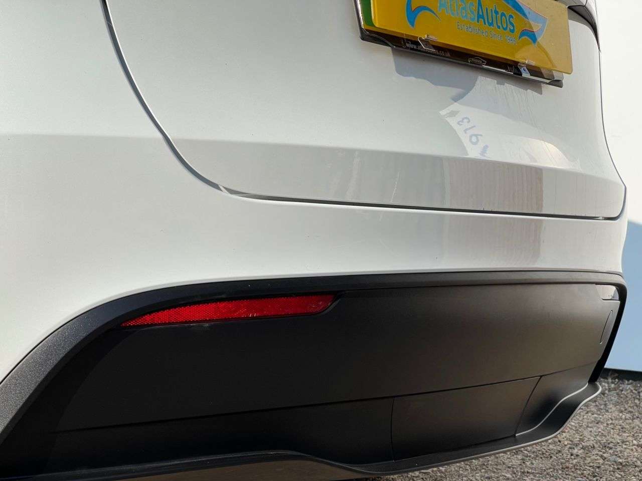 2023 TESLA MODEL Y 2023 TESLA MODEL Y