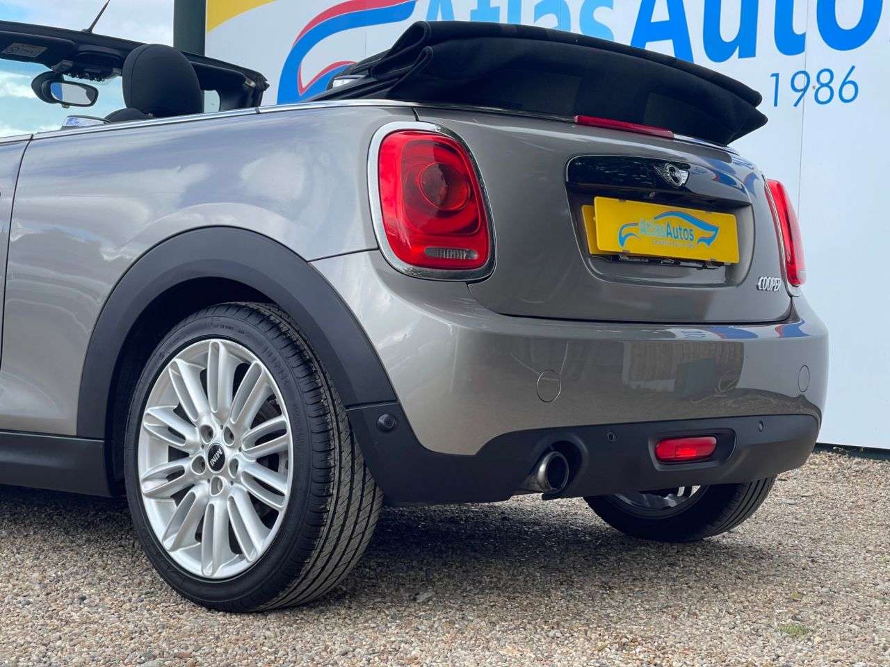 2017 MINI CONVERTIBLE 2017 MINI CONVERTIBLE