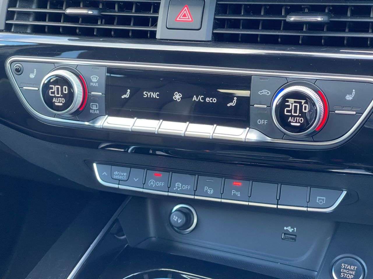 2024 AUDI A4 AVANT 2024 AUDI A4 AVANT