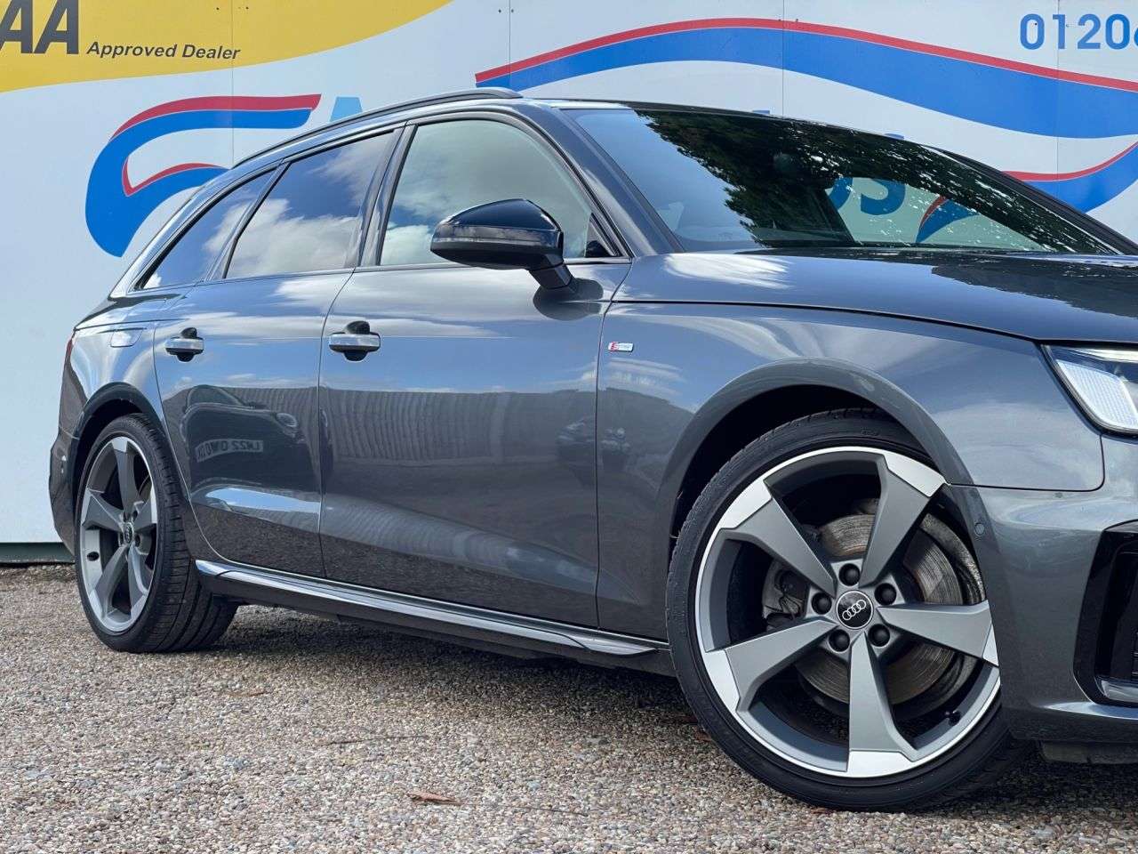 2024 AUDI A4 AVANT 2024 AUDI A4 AVANT