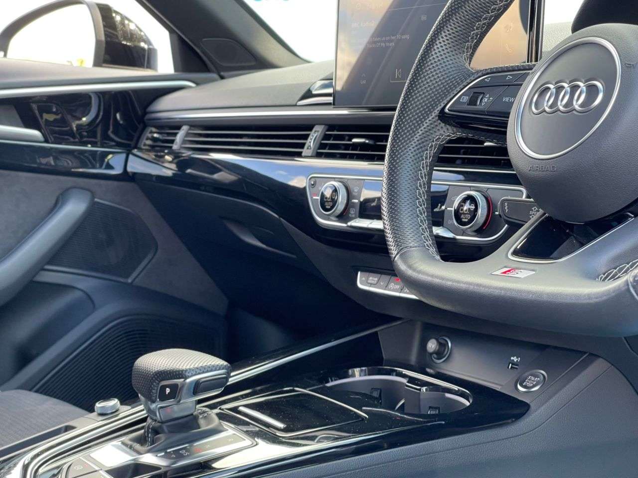 2024 AUDI A4 AVANT 2024 AUDI A4 AVANT