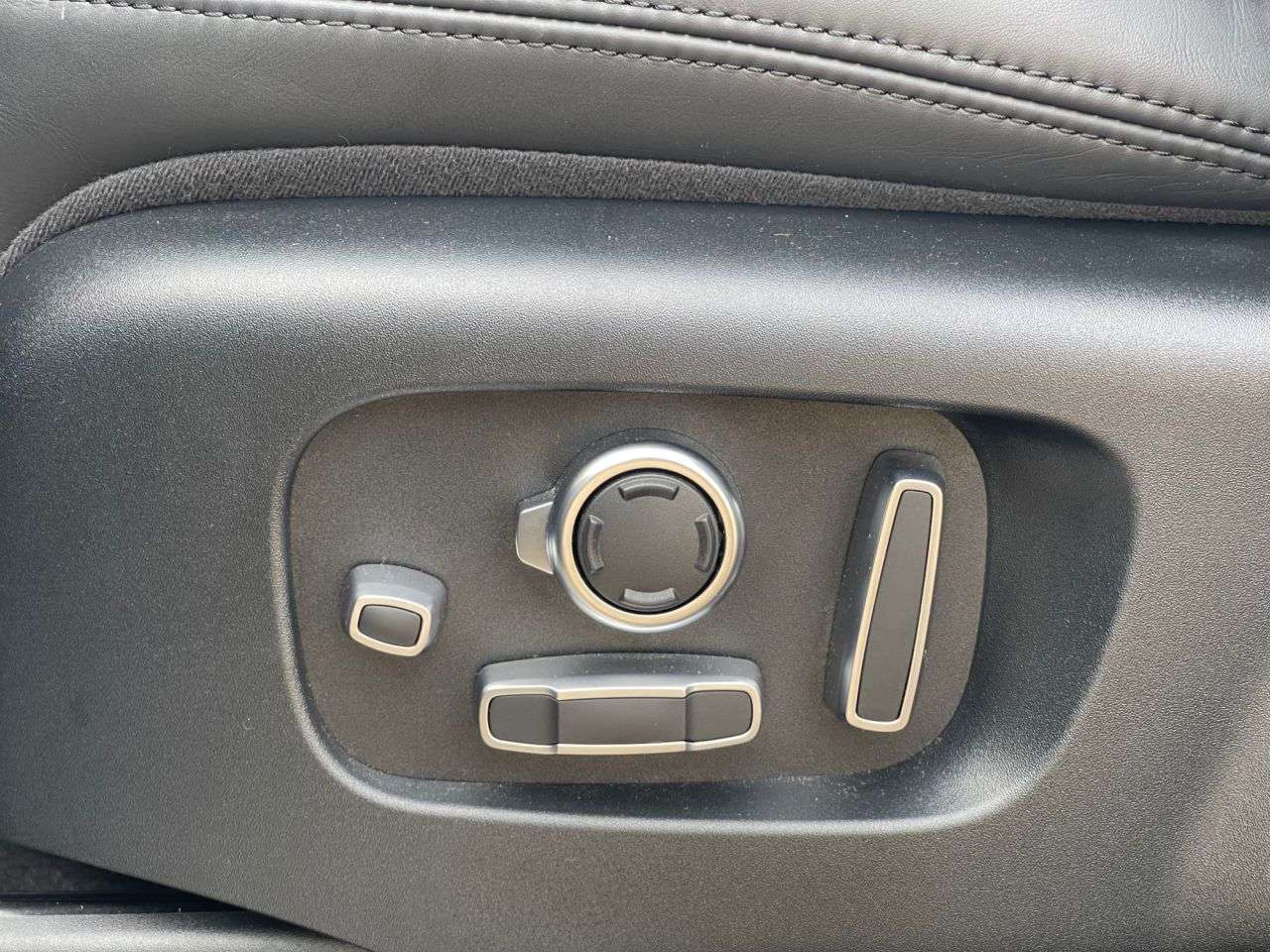 2018 LAND ROVER RANGE ROVER SPORT 2018 LAND ROVER RANGE ROVER SPORT