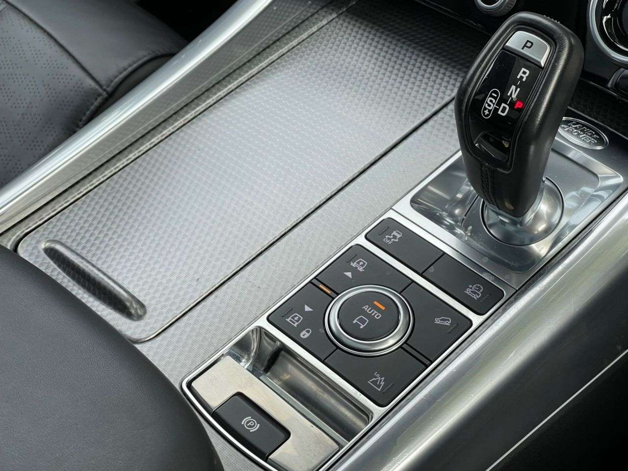 2018 LAND ROVER RANGE ROVER SPORT 2018 LAND ROVER RANGE ROVER SPORT