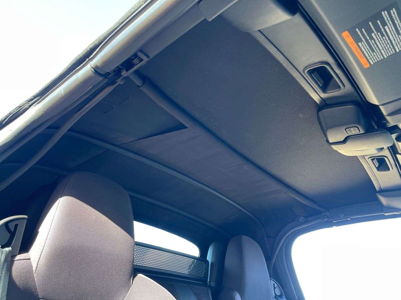 2010 MAZDA MX-5 2010 MAZDA MX-5